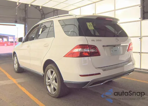 2015 Merz Ml 350 4Ma White из США, поврежденный, VIN 4JGDA5HB2FA460048